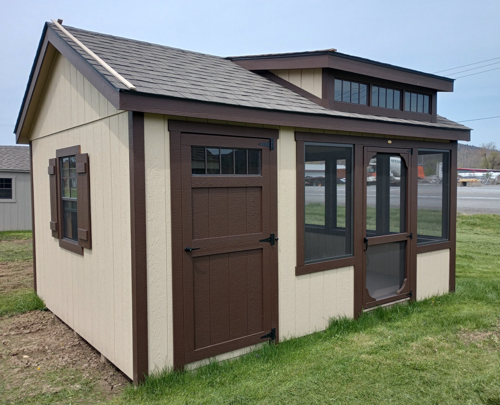 Pool House with Gazebo Area